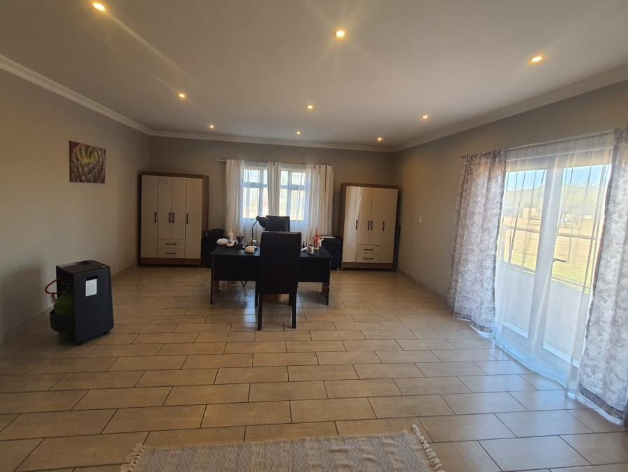 5 Bedroom Property for Sale in Rietfontein A H North West